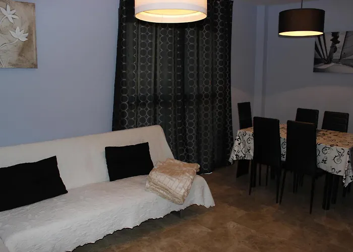 Holiday Apartments Malvarrosa Beach
